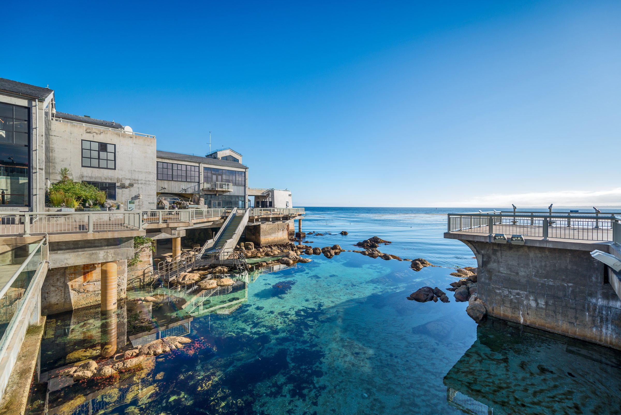 Exterior view - Tr16 931   Scenic Shot Of The Great TiDe Pool AnD Exterior Back Deck Of The Monterey Bay Aquarium. Monterey Bay Aquarium