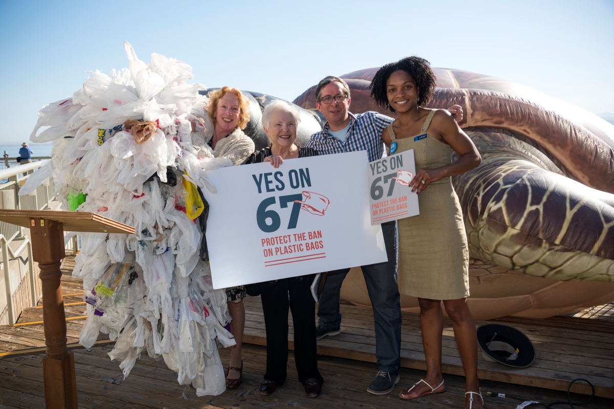 Orange County loves its plastic bags, even though California votes for ban  – Orange County Register
