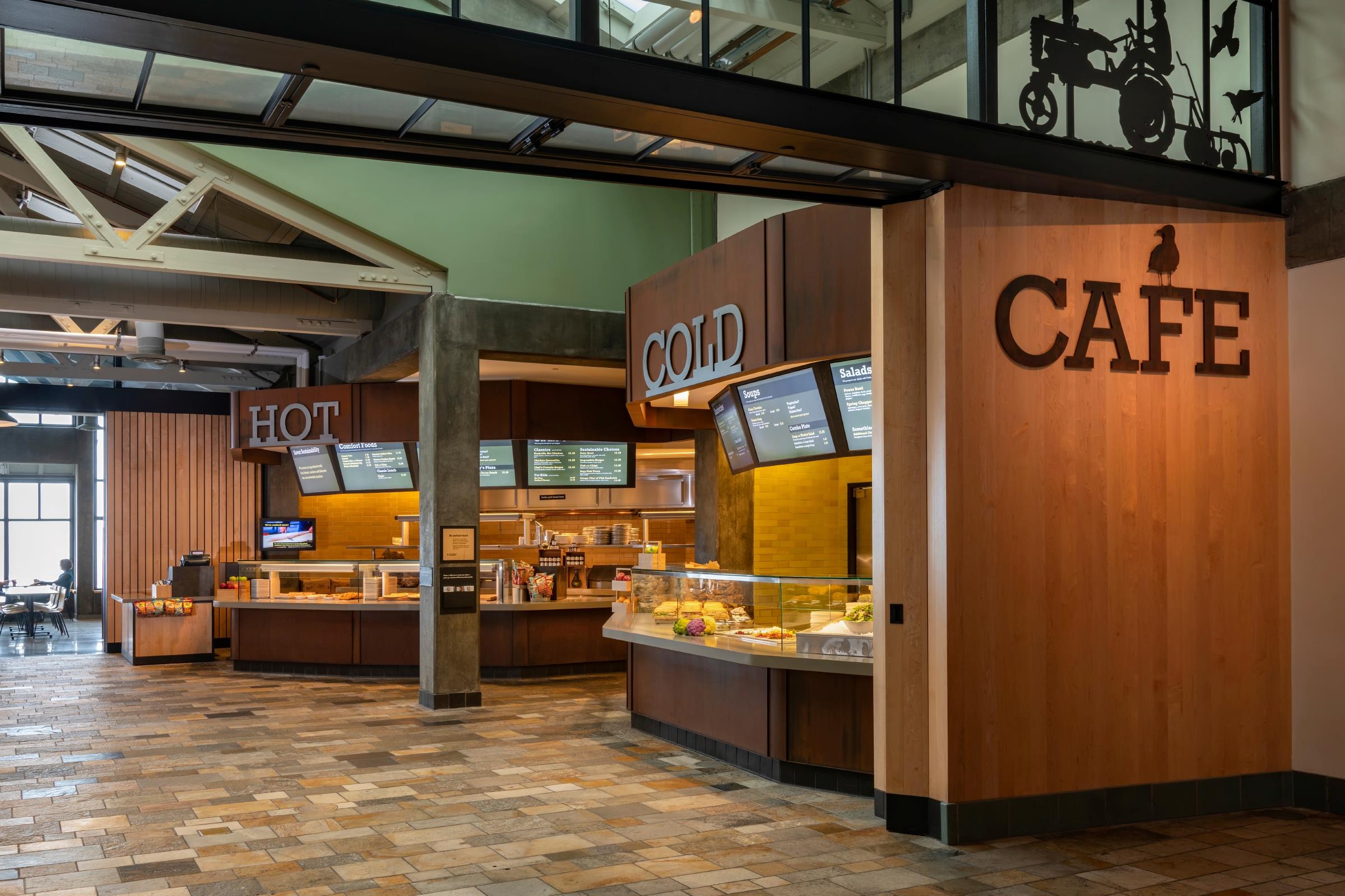 Dining & shopping Monterey Bay Aquarium